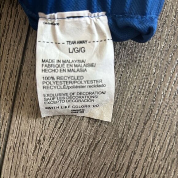 Under Armour Blue and green Athletic Shorts - Picture 4 of 4